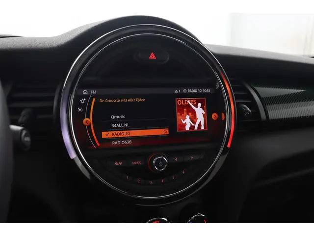 MINI Cooper Mini 1.5 60 Years Edition 2020 Benzine 7