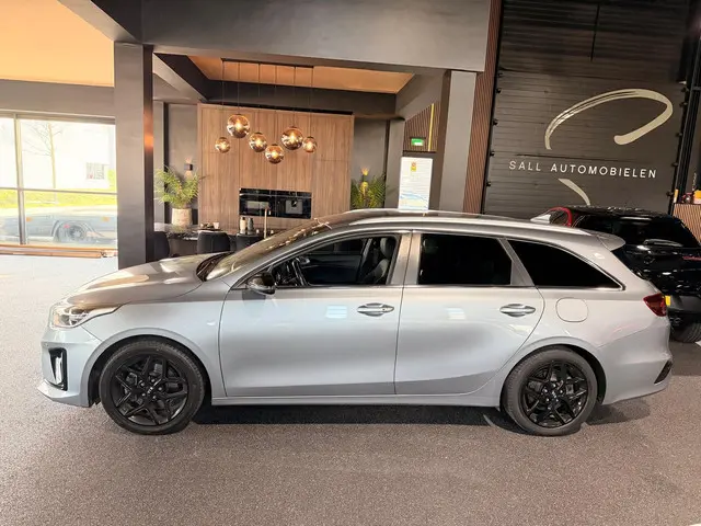 Kia Ceed 1.4 T-GDi GT-PlusLine 2020 Benzine 4