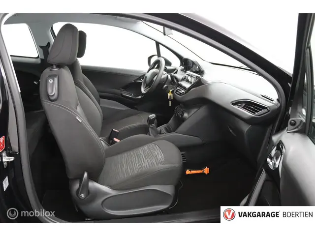 Peugeot 208 1.0 PureTech LIKE 2014 Benzine 28