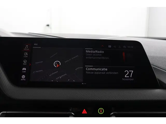 BMW 1 Serie 118i Executive Edition 2021 Benzine 40