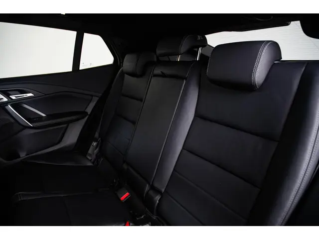 BMW iX2 xDrive30 67 kWh 2024 Elektrisch 17
