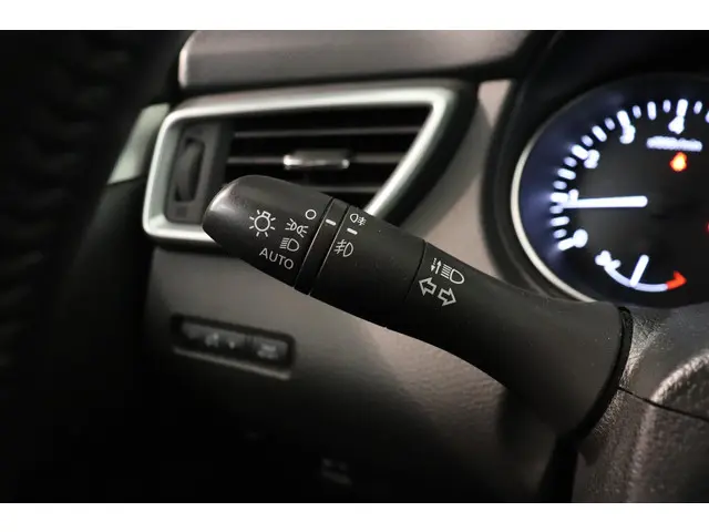Nissan QASHQAI 1.3 DIG-T N-Connecta 2020 Benzine 19