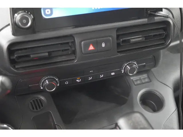 Peugeot Partner 1.5 BlueHDi 100 S&S L1 2022 Diesel 26