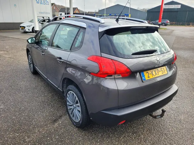 Peugeot 2008 1.2 VTi Active 2013 Benzine 4