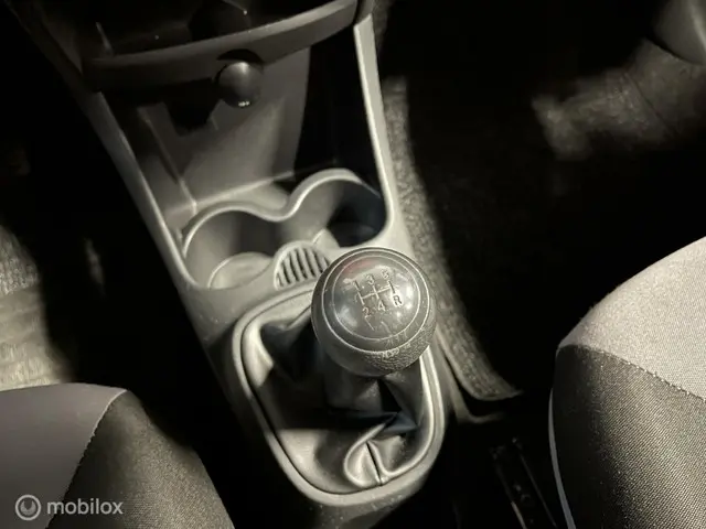 Peugeot 107 1.0 Access Accent 2014 Benzine 14