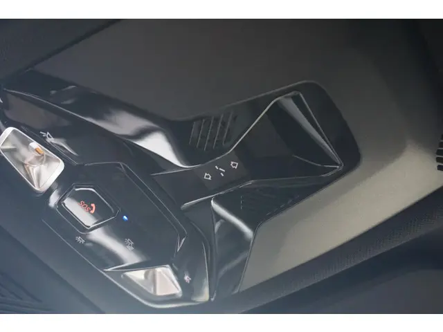 BMW iX1 eDrive20 M Sport 2025 Elektrisch 28