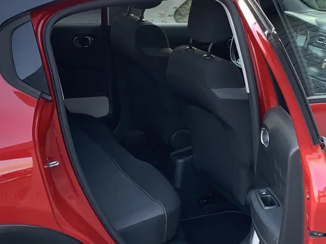 Citroën C3 1.2 PureTech S&S Shine 2018 Benzine 13