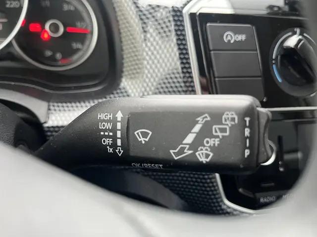 Volkswagen up! 1.0 2021 Benzine 9