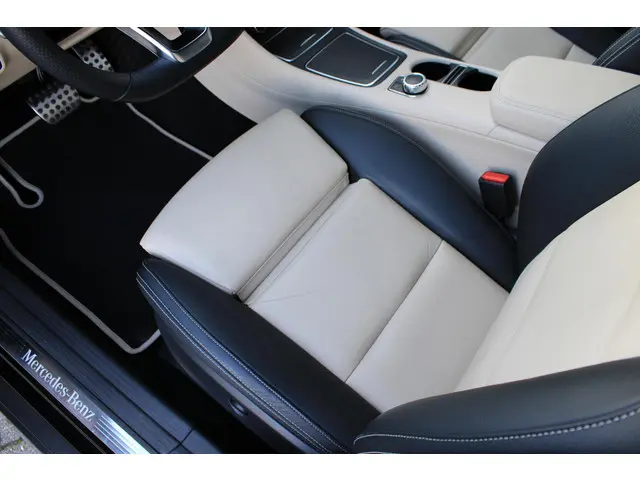 Mercedes-Benz GLA 250 AMG 2018 Benzine 6