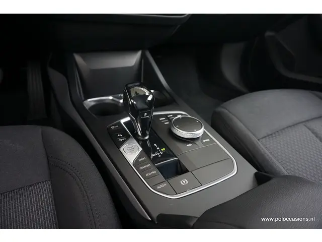 BMW 1 Serie 118i Exec 2020 Benzine 14