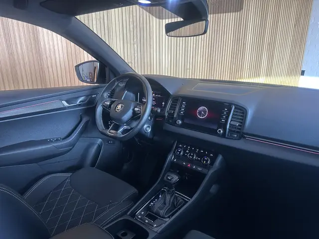 Škoda Karoq 1.5 TSI ACT Sportline Business 2021 Benzine 3
