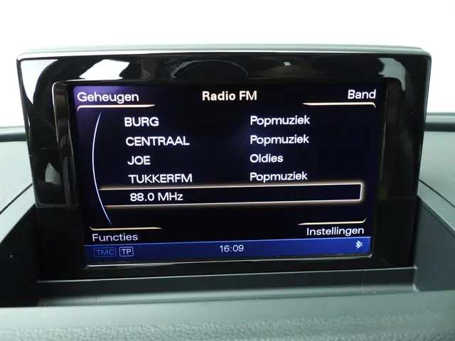 Audi Q3 2.0 TFSI quattro S Edition 2013 Benzine 20