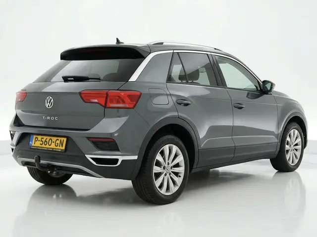 Volkswagen T-Roc 1.5 TSI Style Business 2022 Benzine 2