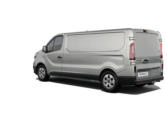 Renault Trafic Advance 2024 Diesel 2