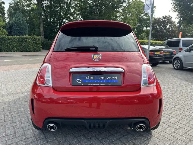 Fiat 500 1.4 T-Jet Abarth Elaborabile 2015 Benzine 8