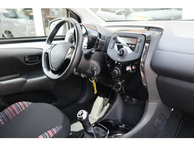 Citroën C1 1.0 VTi 72 Feel 2020 Benzine 6