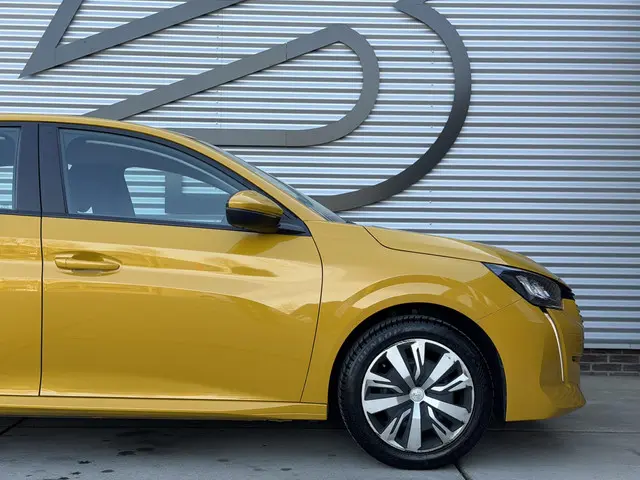 Peugeot 208 1.2 PureTech Active 2020 Benzine 22