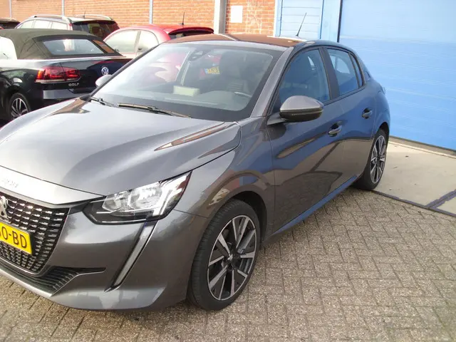 Peugeot 208 1.2 PureTech Blue Lease Active 2020 Benzine 3