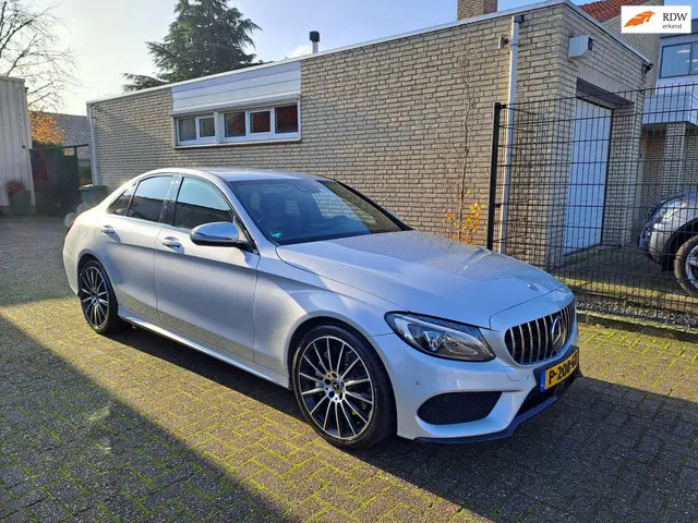 Mercedes-Benz C-Klasse 300 Prestige 2017 Benzine
