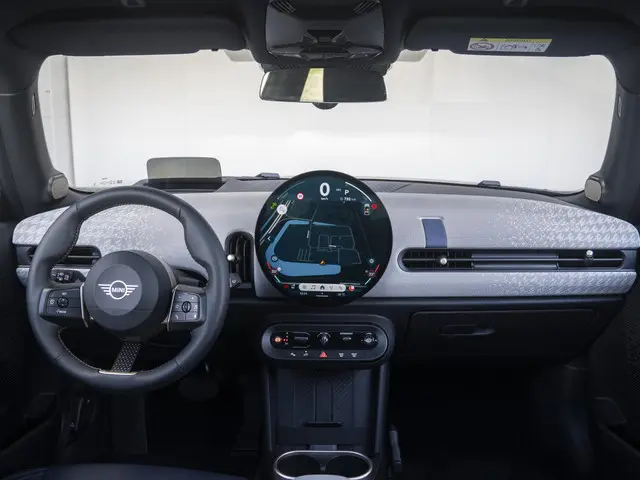 MINI 3-Deurs C 2024 Benzine 9