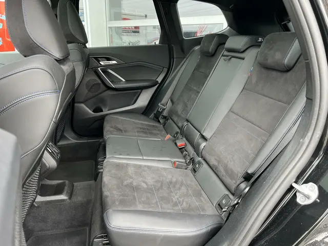 BMW X1 sDrive18i|M-Sport|PANO|HEAD-UP|LED|18"| 2023 Benzine 8