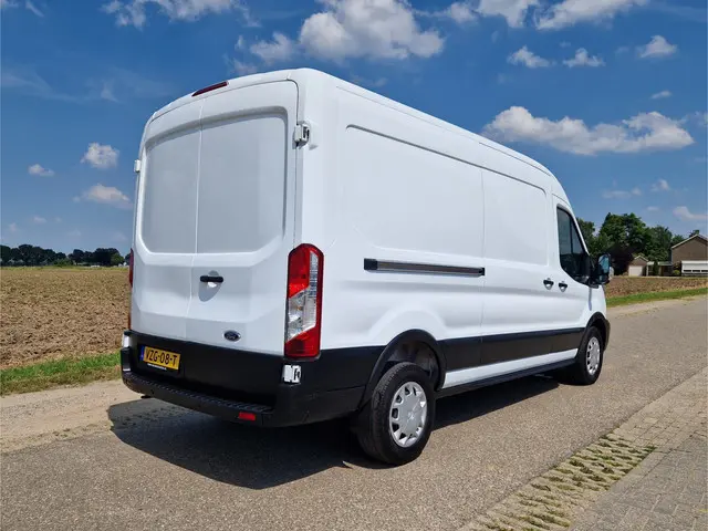 Ford Transit 350 2.0 TDCI L3H2 Trend 2022 Diesel 7