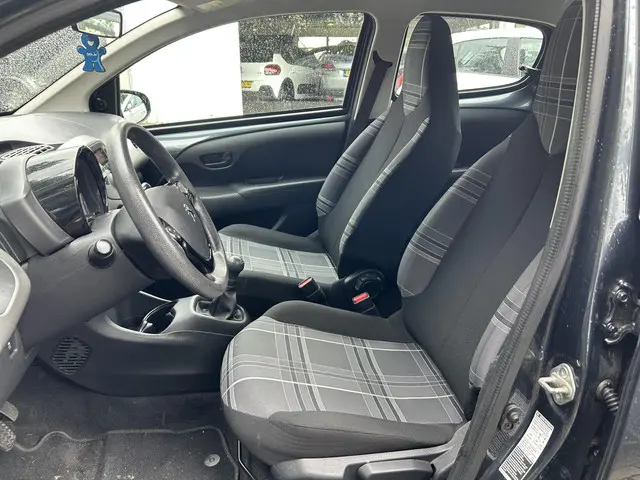Peugeot 108 1.0 e-VTi Active 2017 Benzine 18
