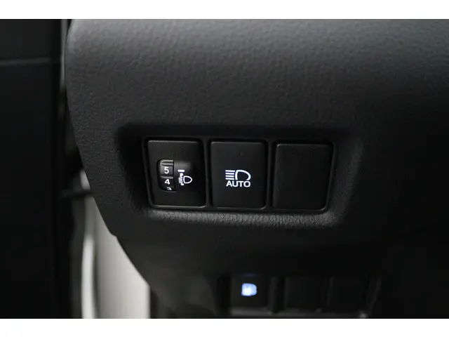 Toyota C-HR 1.8 Hybrid Dynamic 2018 Hybride Benzine 29