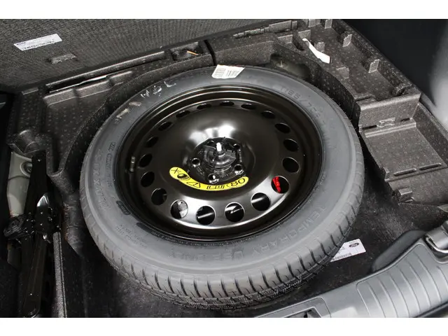 Ford Kuga 2.5 FHEV ST-Line 2024 Hybride Benzine 39