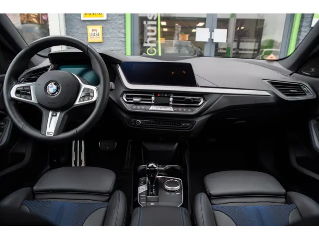 BMW 2 Serie Gran Coupé 218i M Sport 2024 Benzine 21