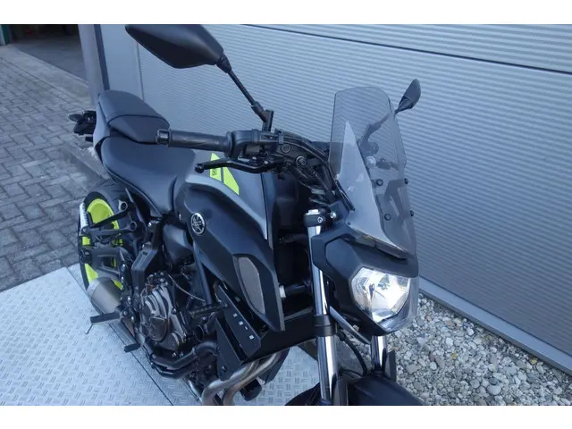 Yamaha MT 07 ABS 2018 Benzine 7