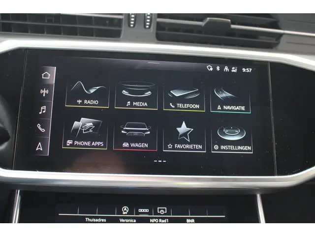Audi A6 Avant 40 TFSI S-Line Competition 2023 Benzine 21