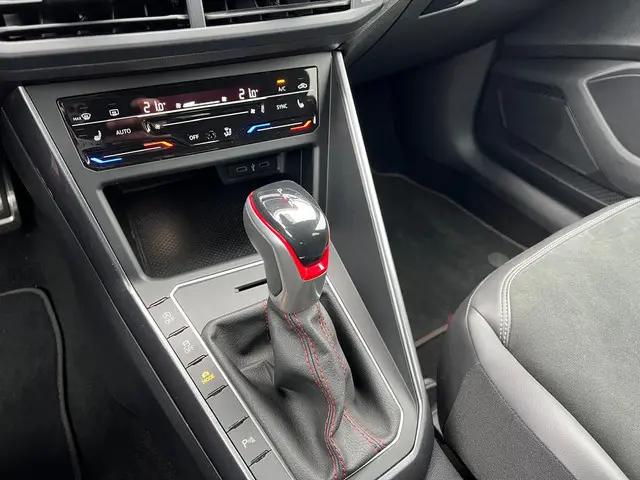 Volkswagen Polo 2.0 TSI GTI Facelift 2022 Benzine 15