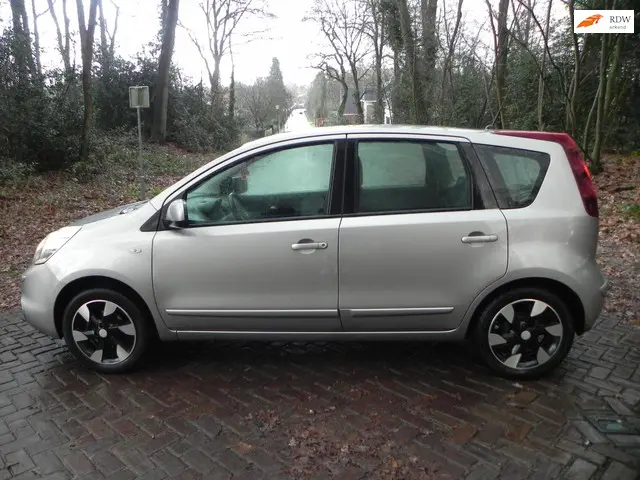 Nissan Note 1.4 Connect Edition 2012 Benzine 12