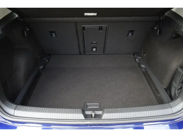 Volkswagen Golf 1.0 eTSI Life 2021 Hybride Benzine 7