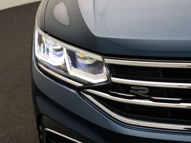 Volkswagen Tiguan 1.5TSI/150PK R-Line DSG 2021 Benzine 29