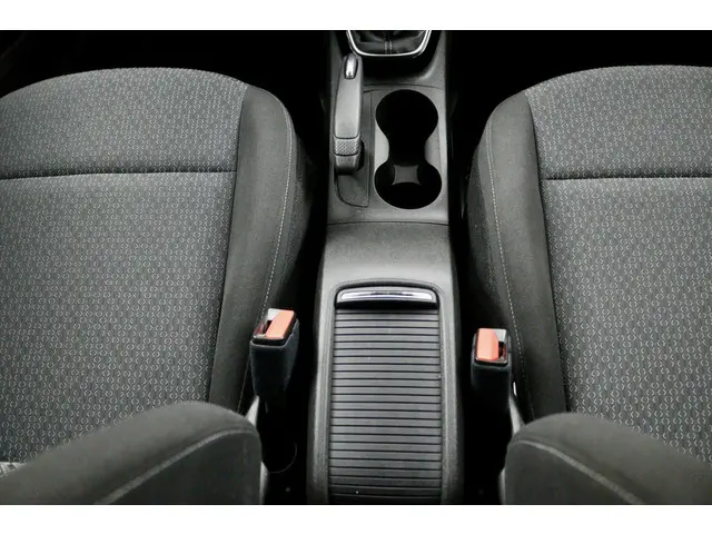 Opel Crossland X 1.2 Innovation zwart 2018 Benzine 10