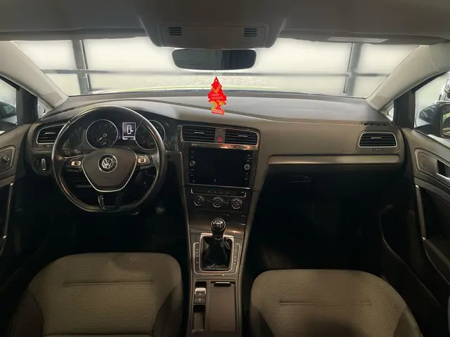 Volkswagen Golf 1.0 TSI Comfortline 2017 Benzine 27