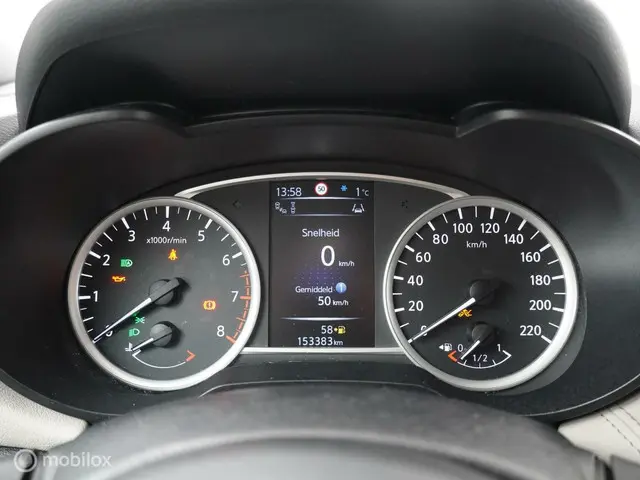 Nissan Micra 0.9 IG-T Tekna 2017 Benzine 13