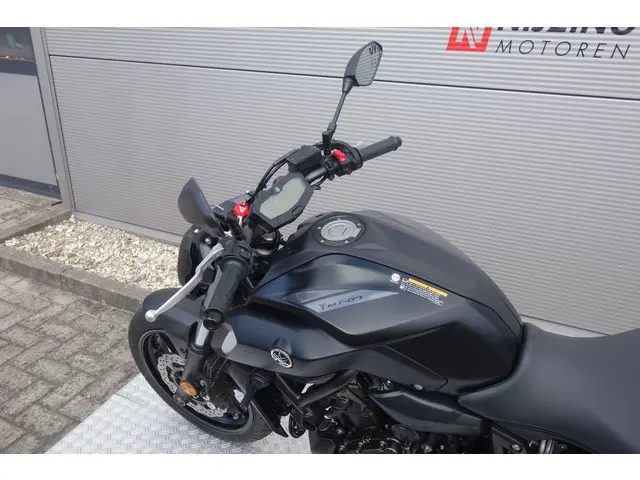Yamaha MT 07 ABS 2018 Benzine 21