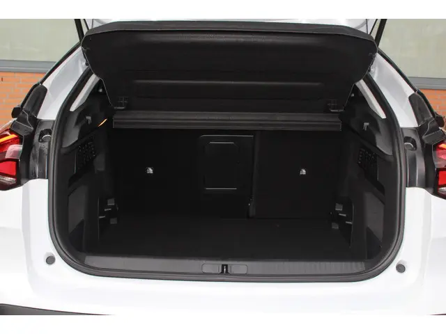 Citroën C4 1.2 Hybrid 136 Max 2024 Hybride Benzine 37