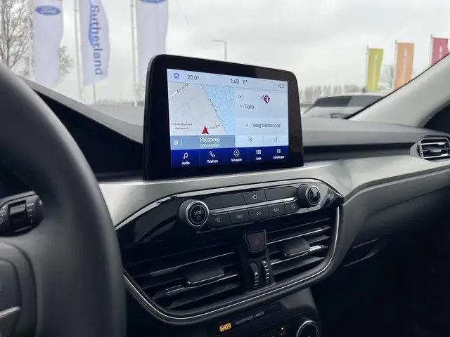 Ford Kuga 2.5 PHEV Titanium X 2022 Hybride Benzine 16