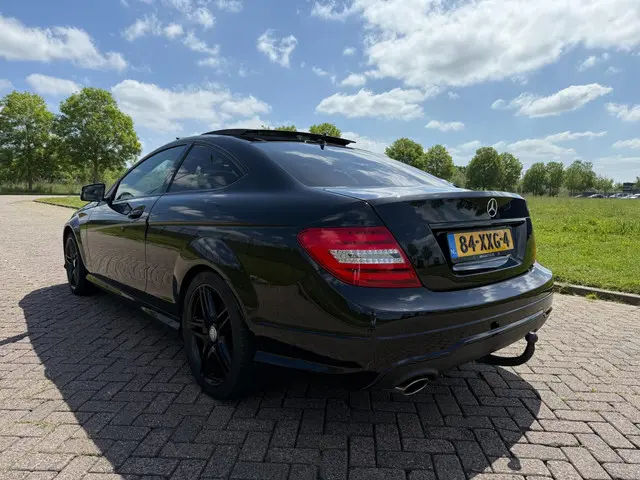 Mercedes-Benz C-Klasse Coupé 180 Edition 1 2012 Benzine 5