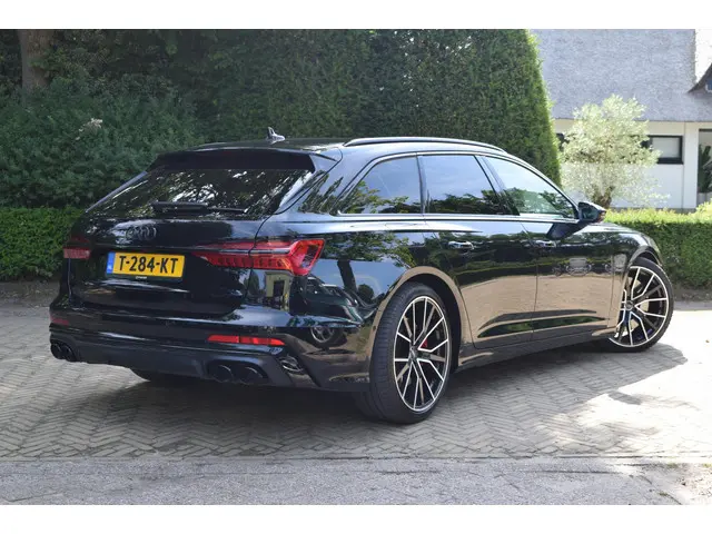Audi S6 2
