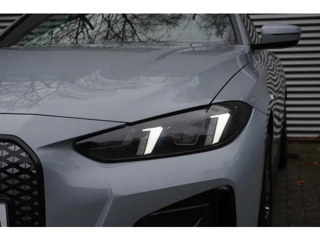 BMW i4 eDrive35 2025 Elektrisch 20