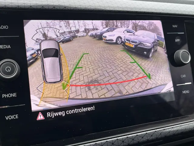 Volkswagen T-Cross 1.5 TSi DSG R-Line 2023 Benzine 16