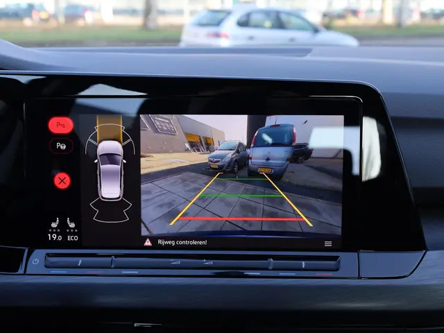 Volkswagen Golf 1.4 eHybrid PHEV 2022 Hybride Benzine 11