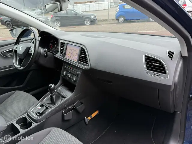 SEAT Leon 1.6 TDI Style TREKHAAK, BTW 2018 Diesel 12