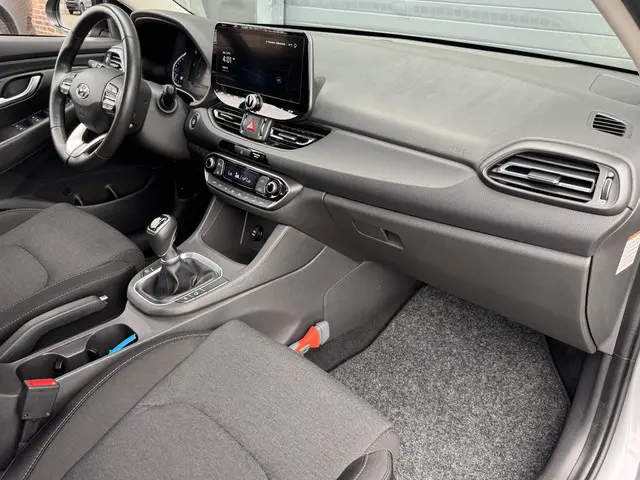 Hyundai i30 1.0 T-GDI MHEV COMFORT SMART 2021 Benzine 8