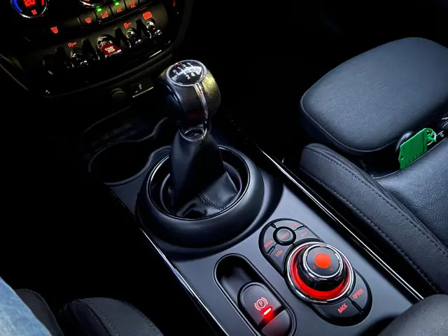 MINI Clubman Mini 1.5 One Business Edition 2019 Benzine 23